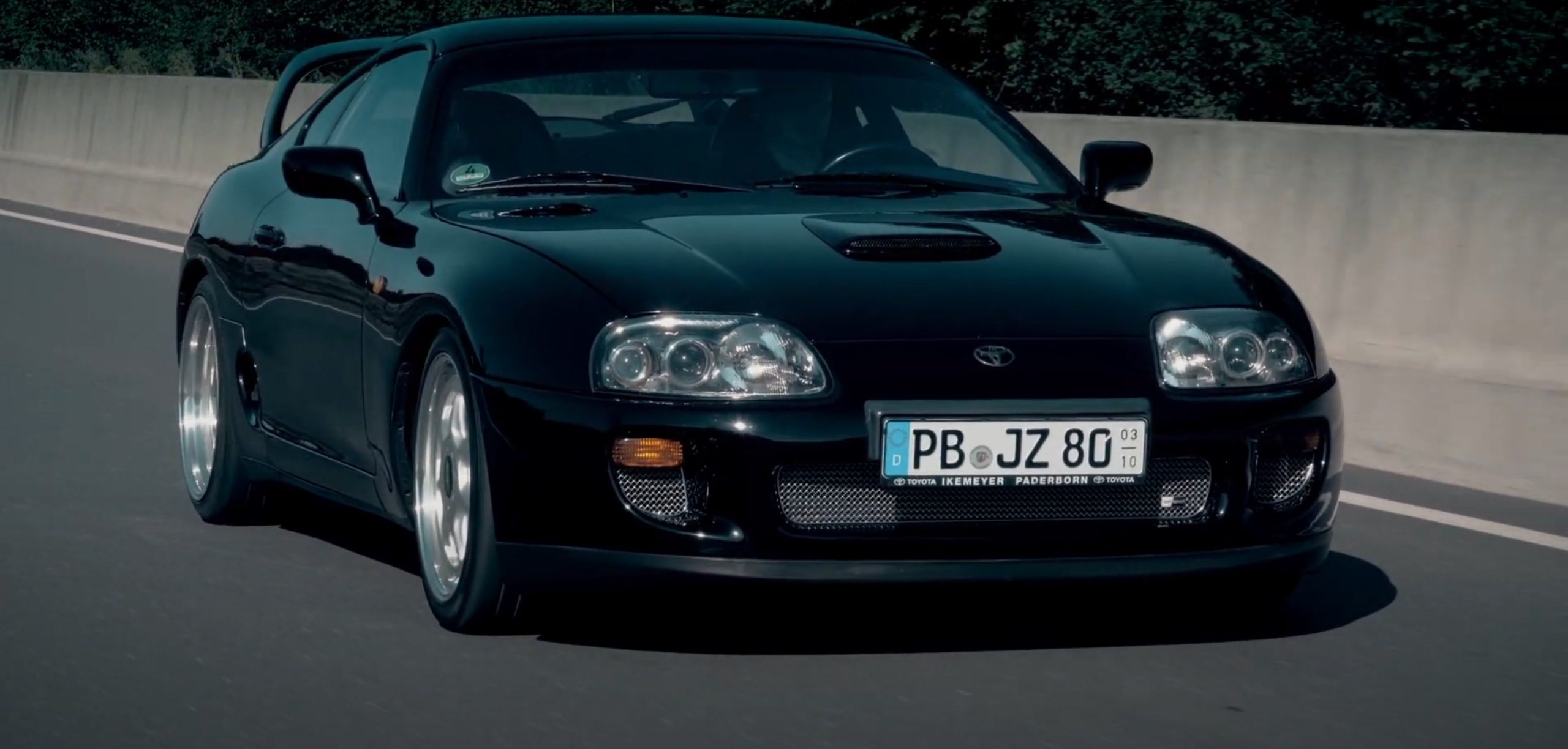 Toyota Supra A80 MKIV feature image for MKIV Supra Day